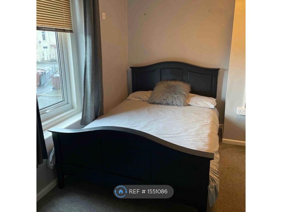 Room to rent in Stainborough Road, Dodworth, Barnsley S75 Zoopla