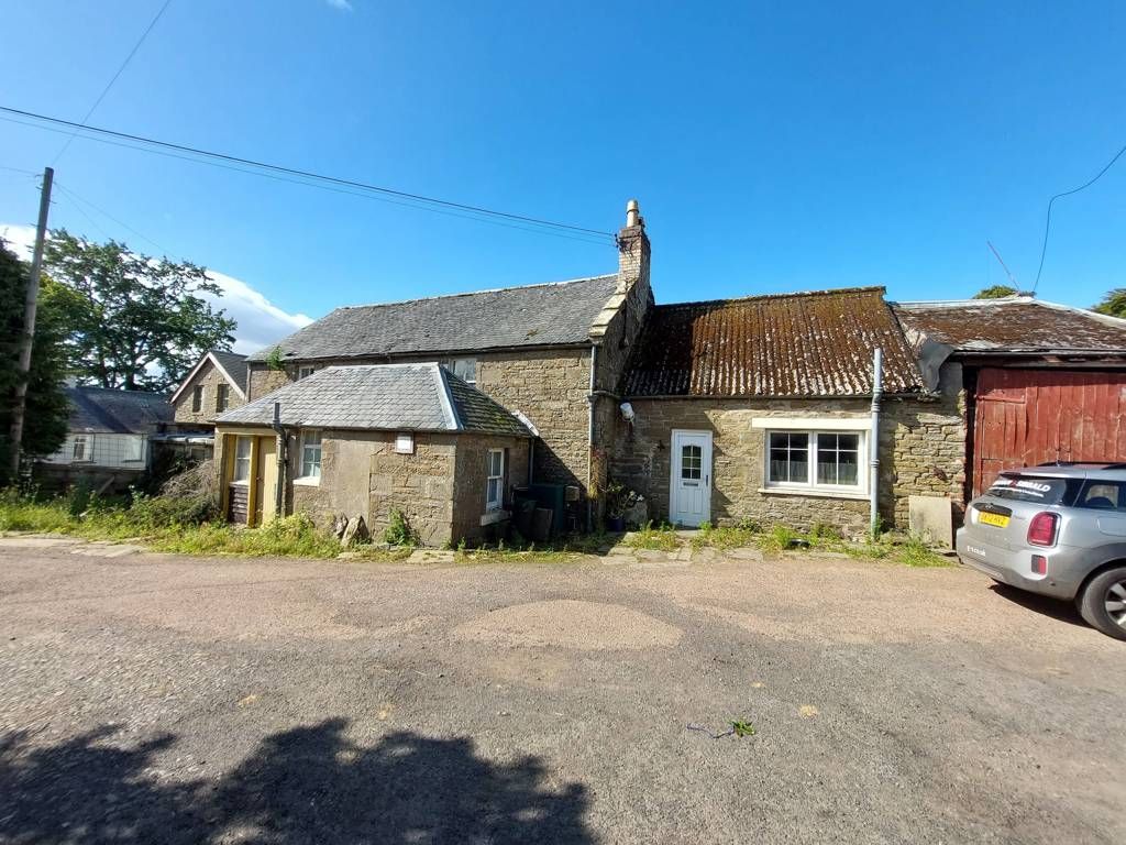 Land for sale in Farmhouse + Steading, Murroes Farm, Kingennie, Dundee