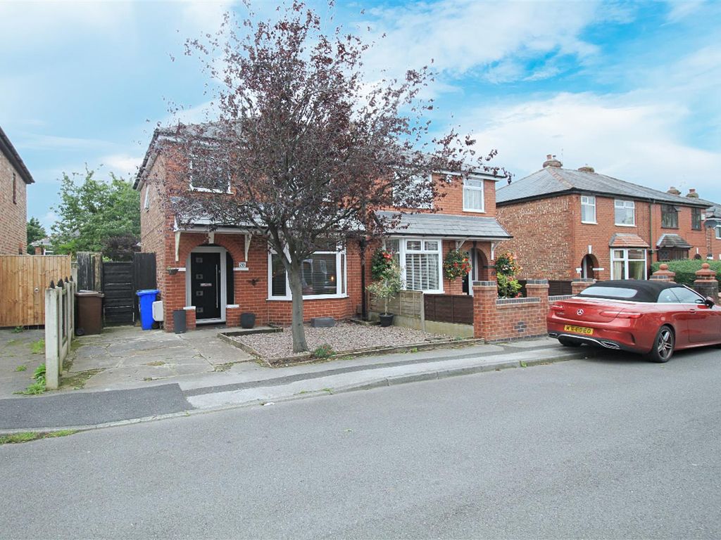 3 bed semidetached house for sale in Byron Avenue, Droylsden