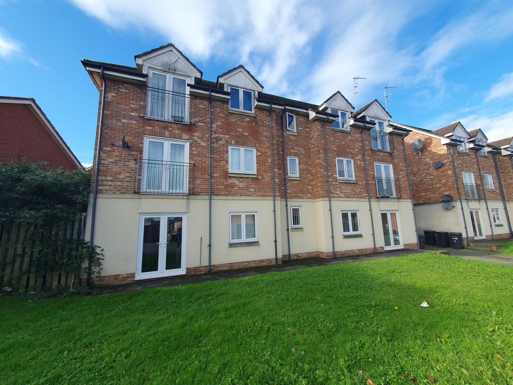 1 bed flat for sale in Monmouth Road, Yeovil BA21, £110,000 Zoopla