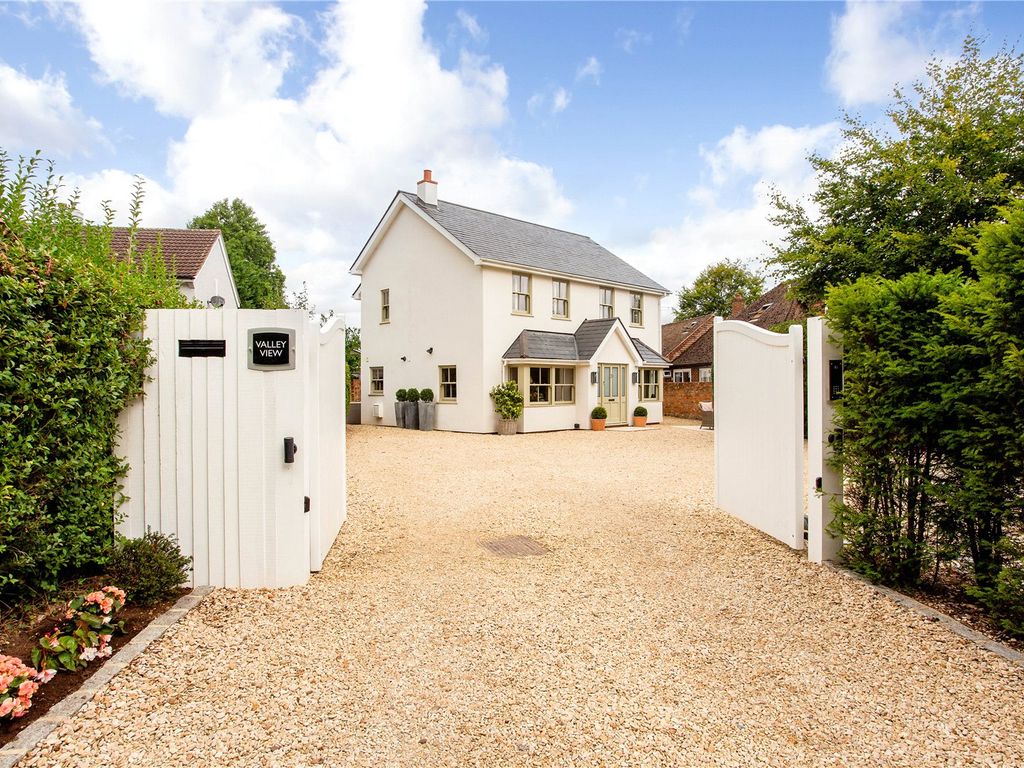 4 bed detached house for sale in Spinfield Lane, Marlow