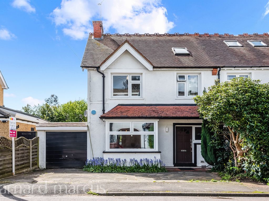4 bed semidetached house for sale in Smithy Lane, Lower Kingswood