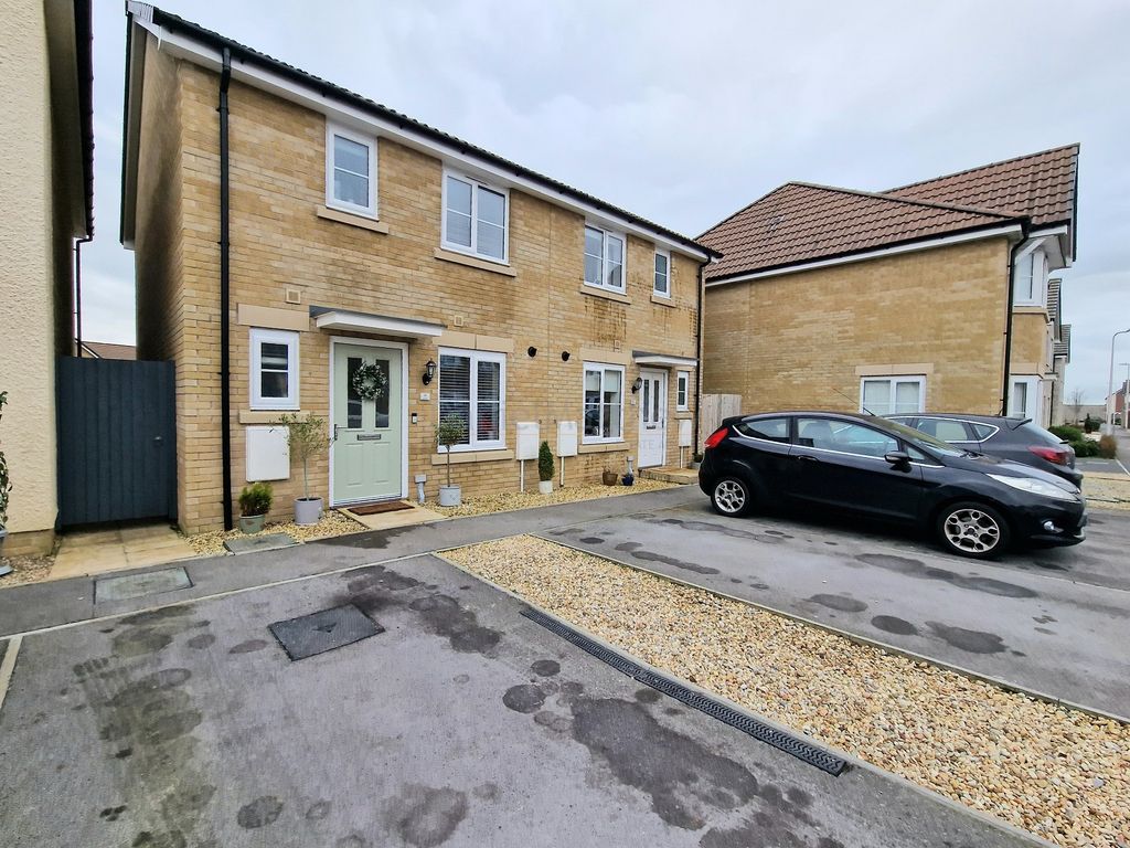 3 bed semidetached house for sale in Heol Bevan, Coity, Bridgend. CF35