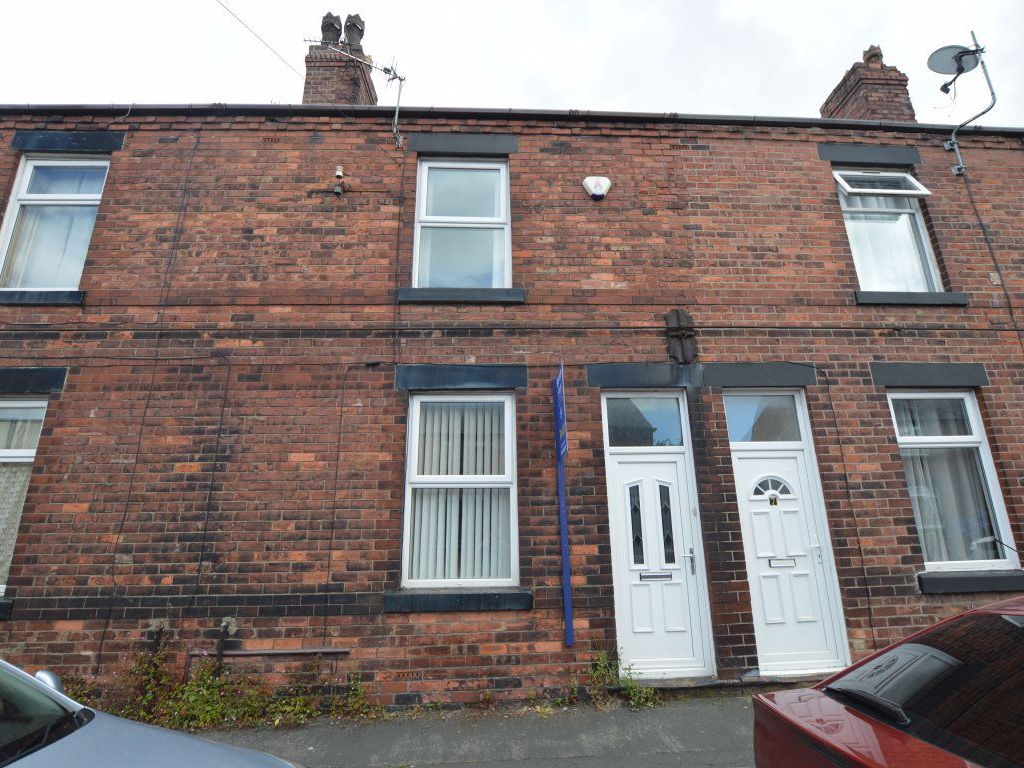 2 bed terraced house to rent in Car Street, Platt Bridge, Wigan WN2