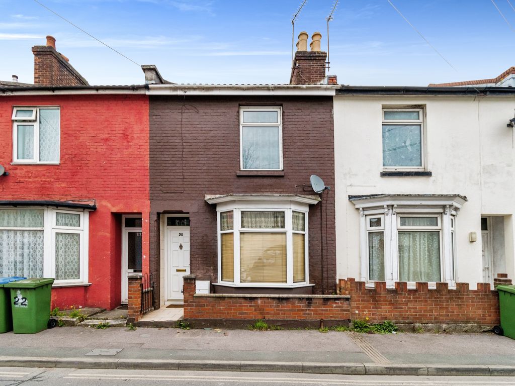 3 bed terraced house for sale in Union Road, Southampton, Hampshire