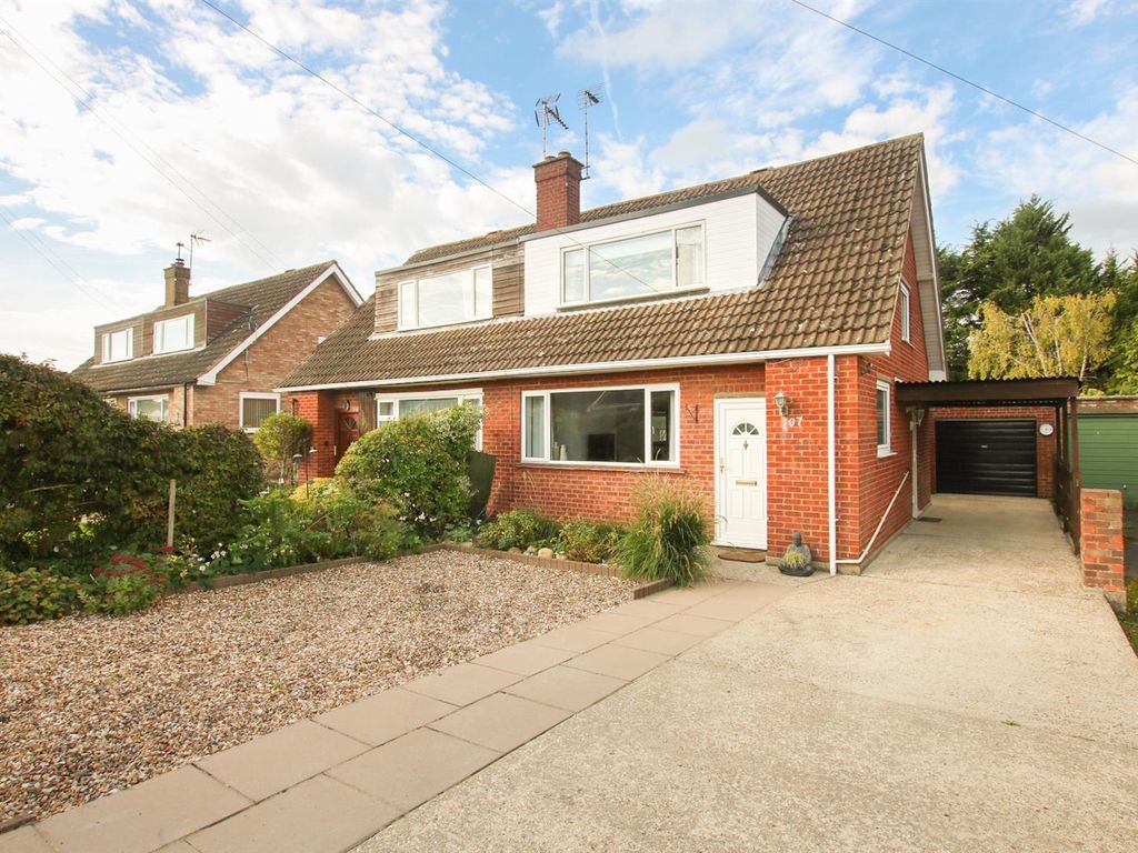 Westmead, Princes Risborough, Buckinghamshire HP27  