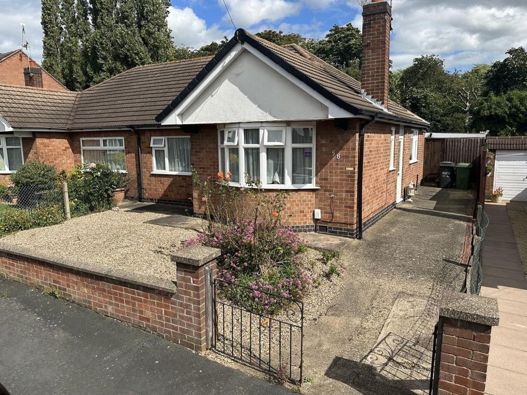 2 bed semidetached bungalow for sale in Alexandra Street, Thurmaston