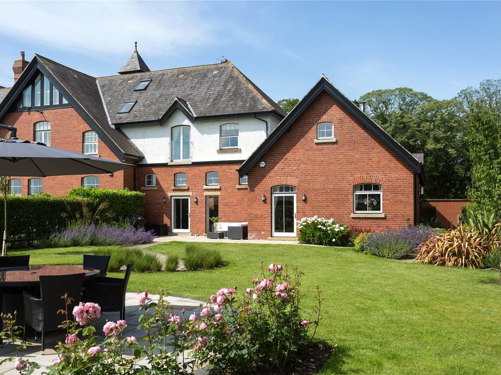 3 bed semidetached house for sale in Askham Park, Jacksons Walk, York