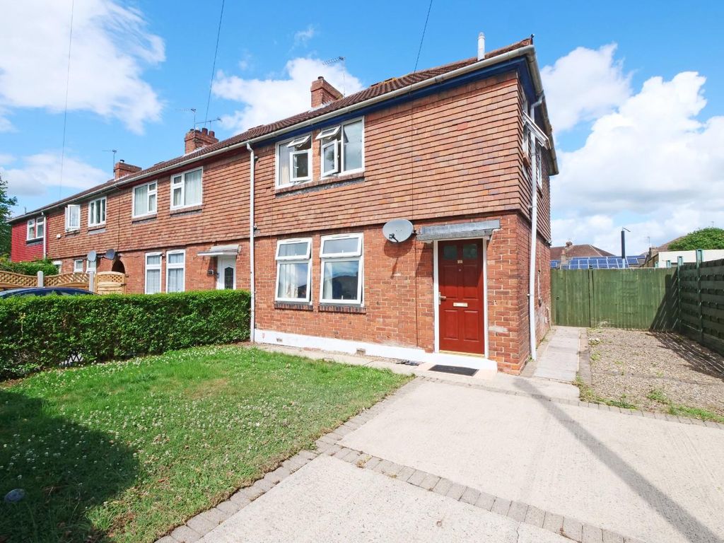 3 bed town house for sale in Alcuin Avenue, York YO10, £260,000 Zoopla