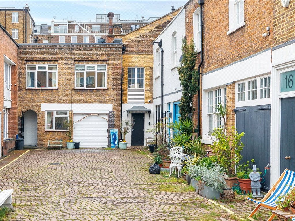 2 bed mews house for sale in Clarendon Mews, London W2, £1,500,000 Zoopla