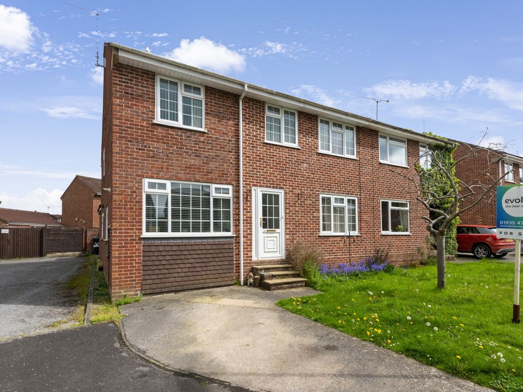 4 bed semidetached house for sale in Rowan Way, Yeovil BA20 Zoopla