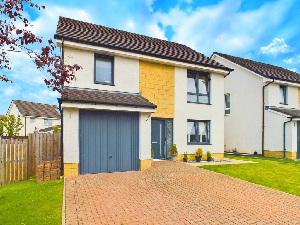 4 bed detached house for sale in Cypress Road, Motherwell ML1, £265,000