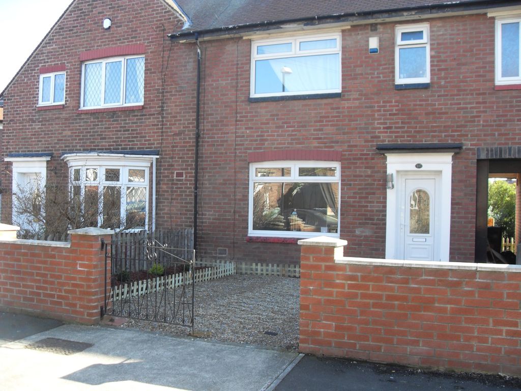 3 bed end terrace house to rent in Falmouth Road, Sunderland SR4, £750