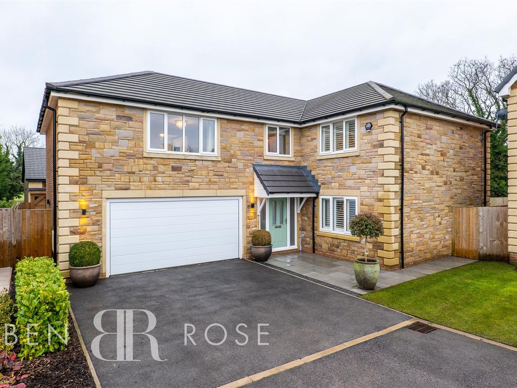4 bed detached house for sale in Regent Gardens, Bamber Bridge, Preston