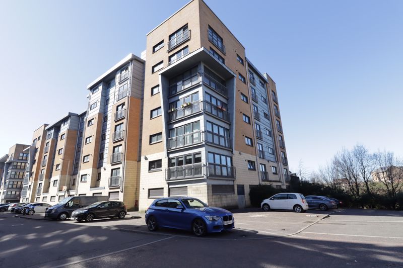 2 bed flat for sale in Barrland Court, Glasgow G41 Zoopla