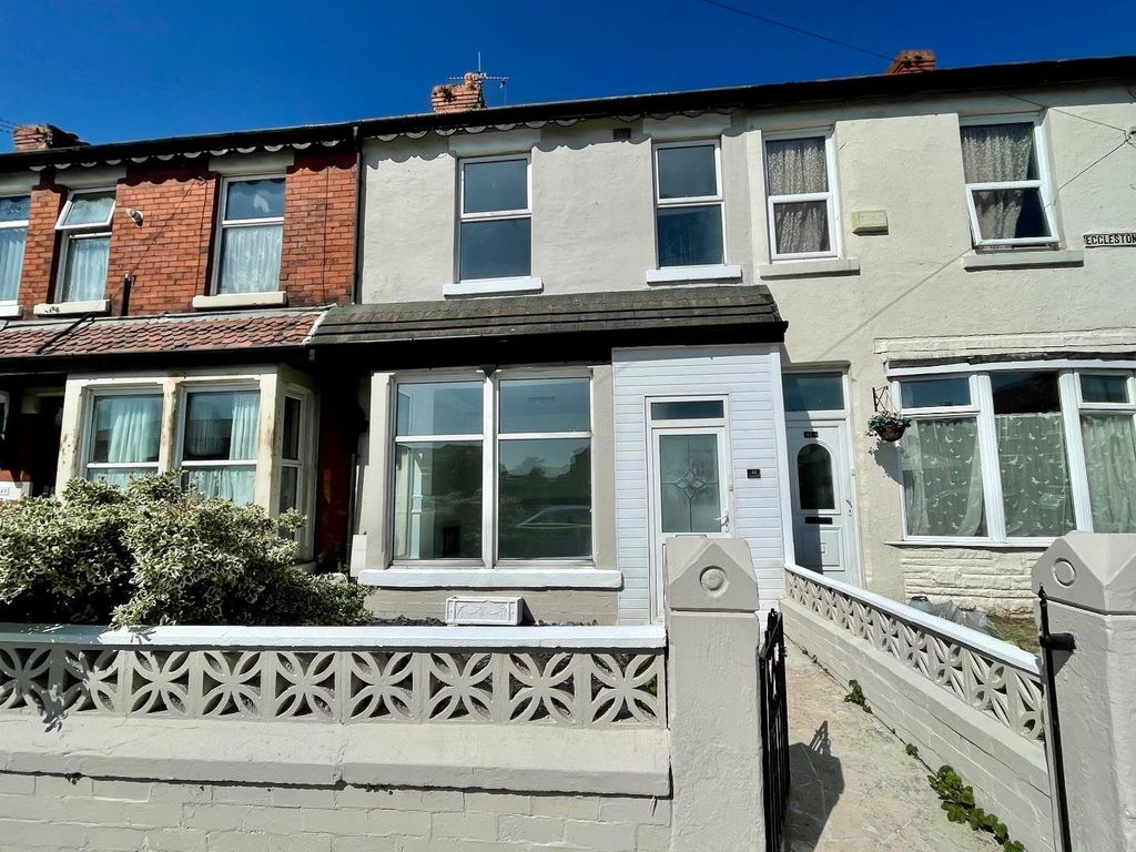 3 bed property for sale in Eccleston Road, Blackpool FY1 Zoopla