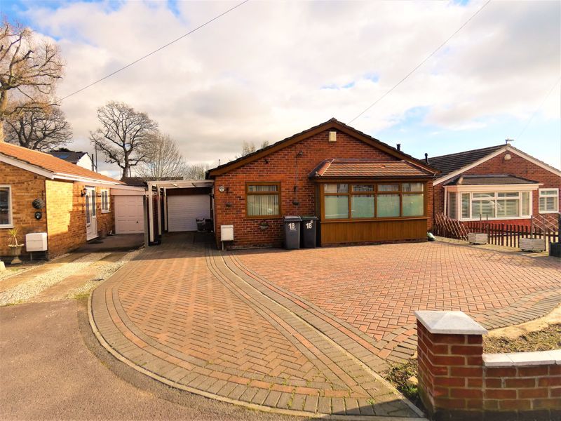 3 bed detached bungalow for sale in Kendal Close, Cowplain