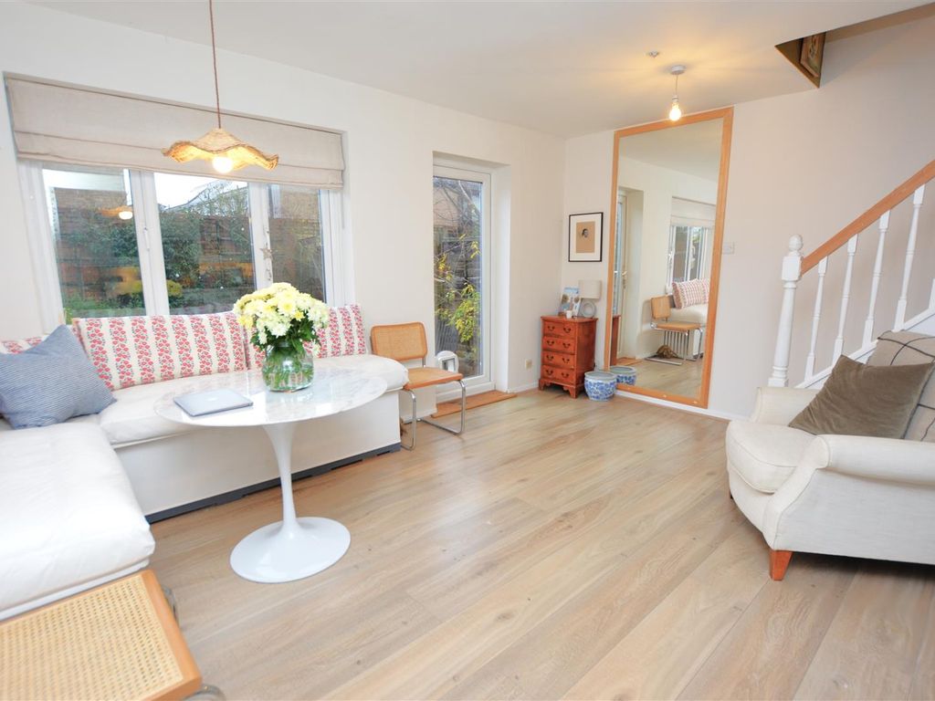 2 bed end terrace house for sale in Morland Close, Mitcham CR4, £