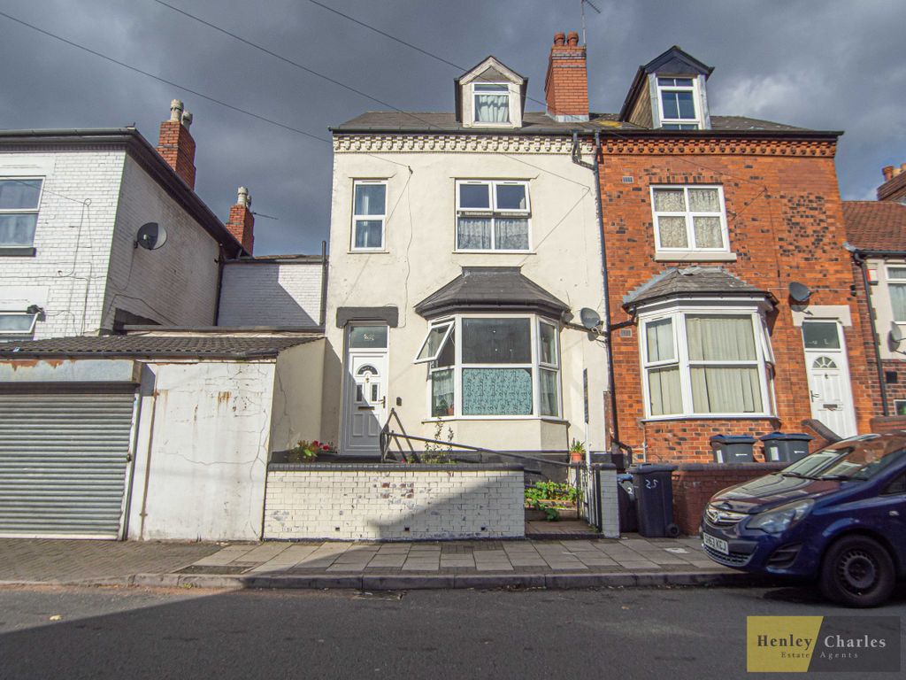 4 bed end terrace house for sale in Sycamore Road, Handsworth