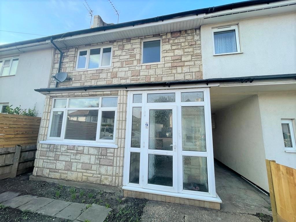 3 bed terraced house for sale in Conduit Way, Willesden NW10, £539,000