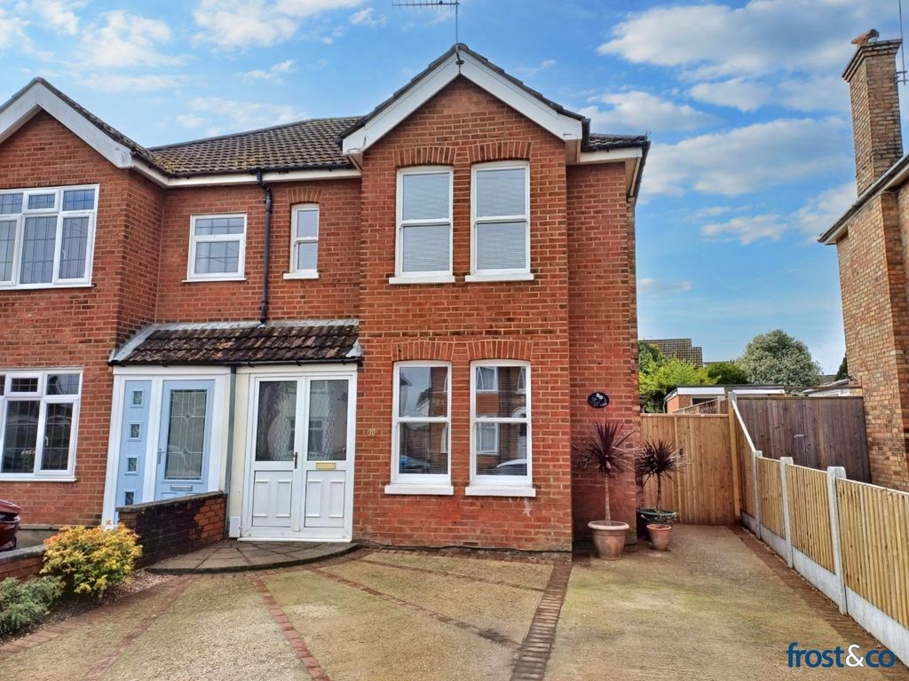 4 bed semidetached house for sale in Gorleston Road, Branksome, Poole