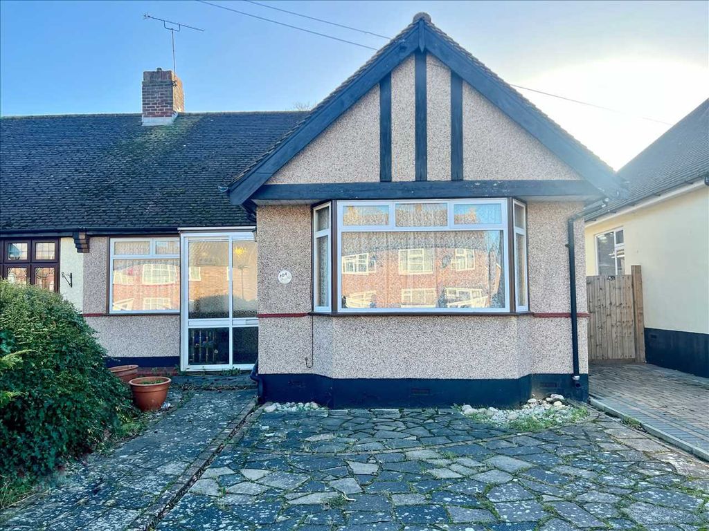 2 bed bungalow for sale in Danescroft Drive, LeighOnSea SS9, £350,000 Zoopla