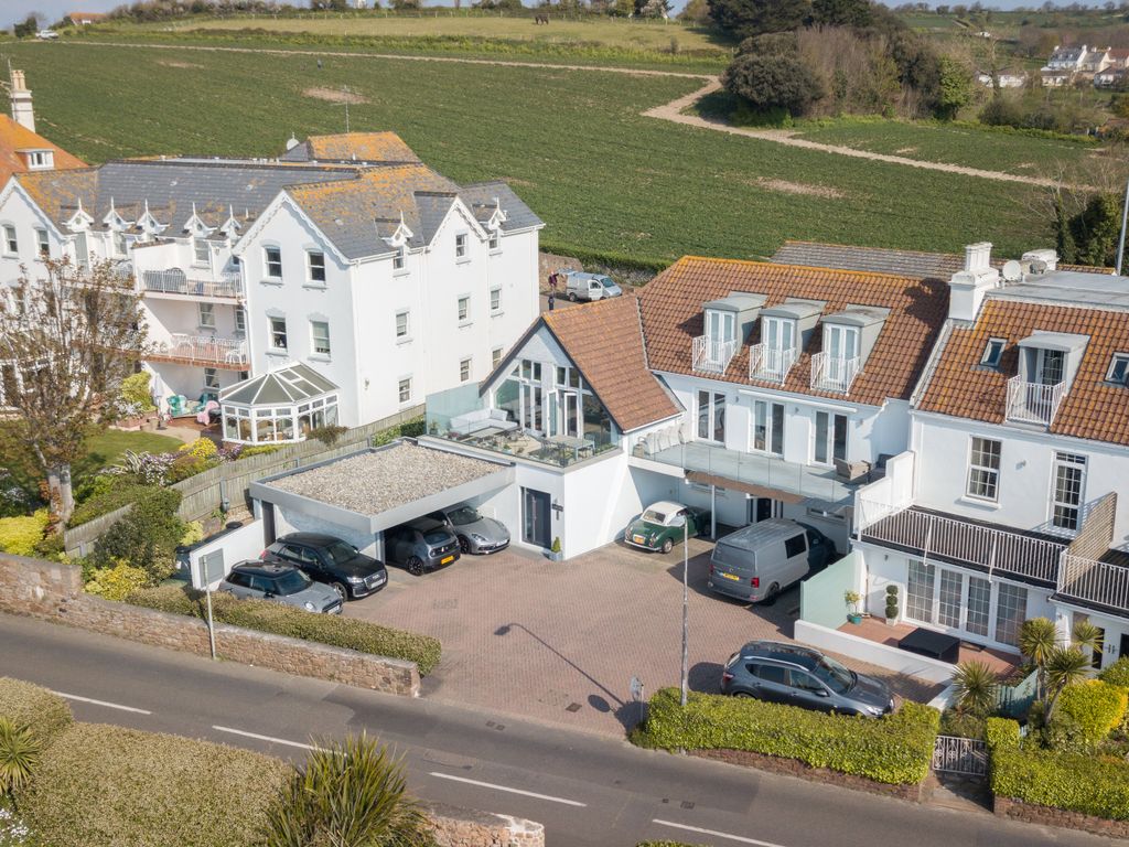 3 bed semidetached house for sale in La Grande Route De La Cote, St