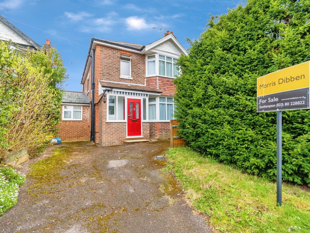 3 bed semidetached house for sale in Highfield Lane, Southampton
