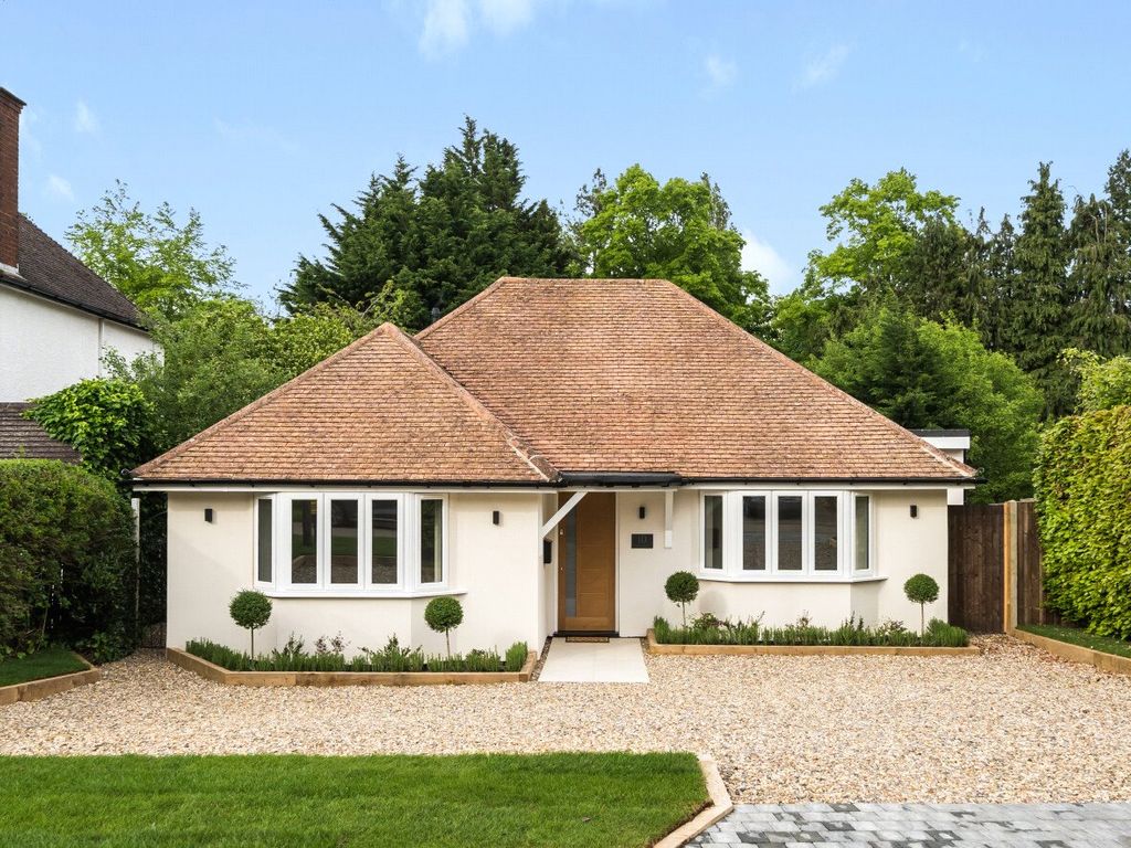 New home, 3 bed bungalow for sale in Links Drive, Radlett, Hertsmere WD7, £1,350,000 Zoopla