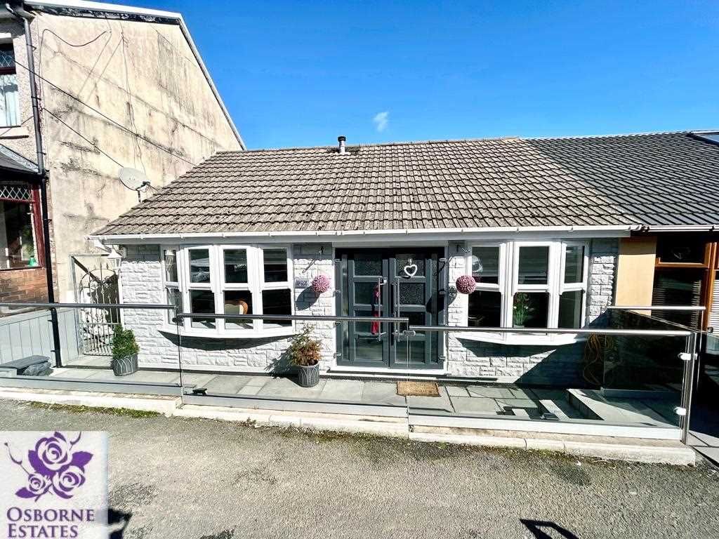 2 bed bungalow for sale in Nantgwyn Street, Tonypandy CF40 Zoopla