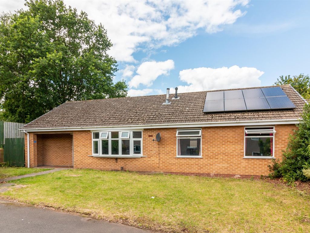 3 bed semidetached bungalow for sale in Harden Court, Clifton