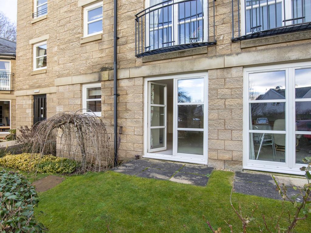 1 bed flat for sale in 5 Kerfield Court, Dryinghouse Lane, Kelso TD5
