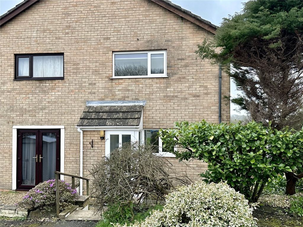 Semidetached house to rent in Wordsworth Avenue, Priory Park