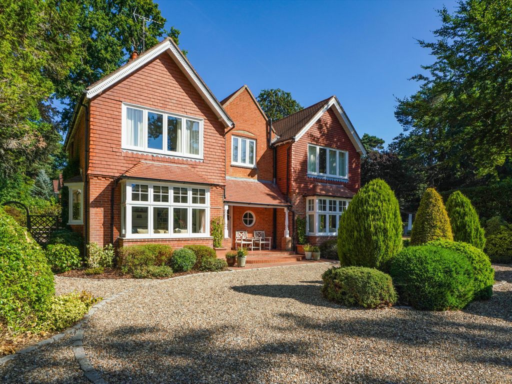 5 bed detached house for sale in Woodside Road, Cobham, Surrey KT11 Zoopla
