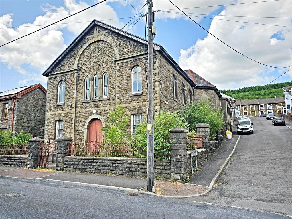 Town house for sale in Park Road, Cwmparc, Treorchy CF42, £120,000 Zoopla