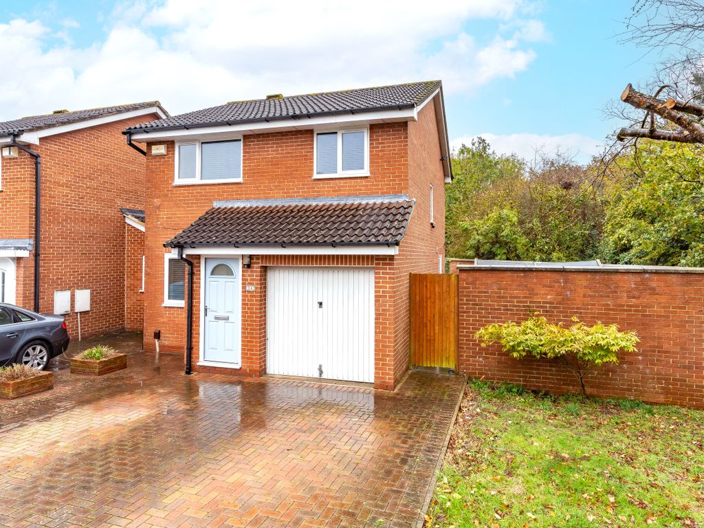 3 bed detached house for sale in Homeleaze Road, Brentry, Bristol BS10