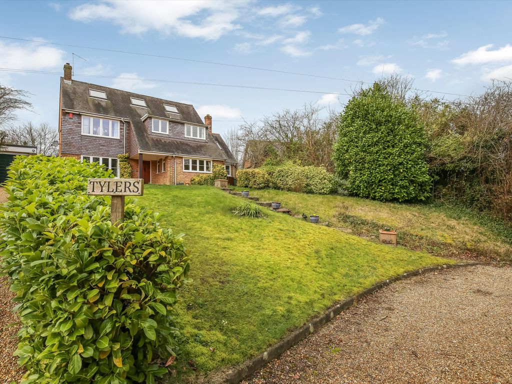 6 bed detached house for sale in School Lane, Sutton