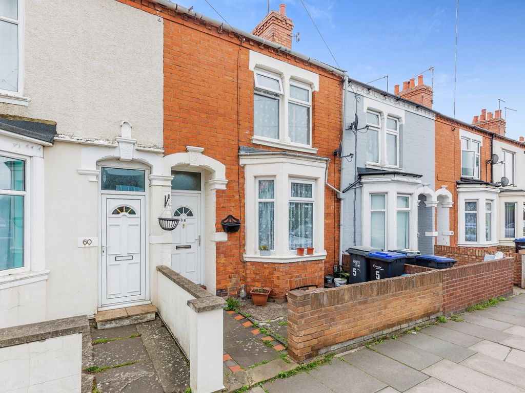 4 bed terraced house for sale in Rothersthorpe Road, Far Cotton NN4