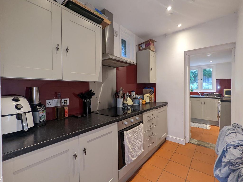 2 bed property to rent in Halls Hole Road, Tunbridge Wells TN2 Zoopla