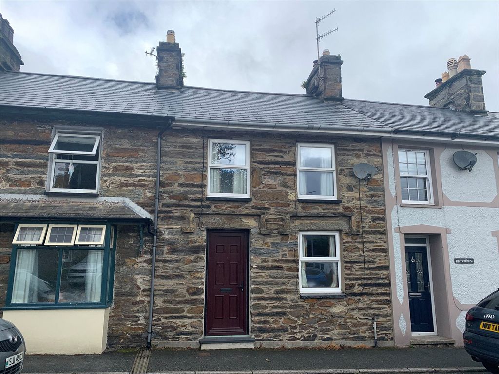 2 bed terraced house for sale in Caerffynnon Terrace, Penrhyndeudraeth