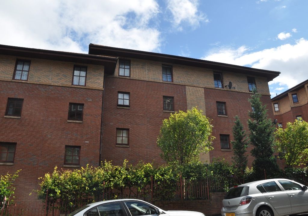 2 bed flat to rent in Oban Drive, North Kelvinside, Glasgow G20 Zoopla