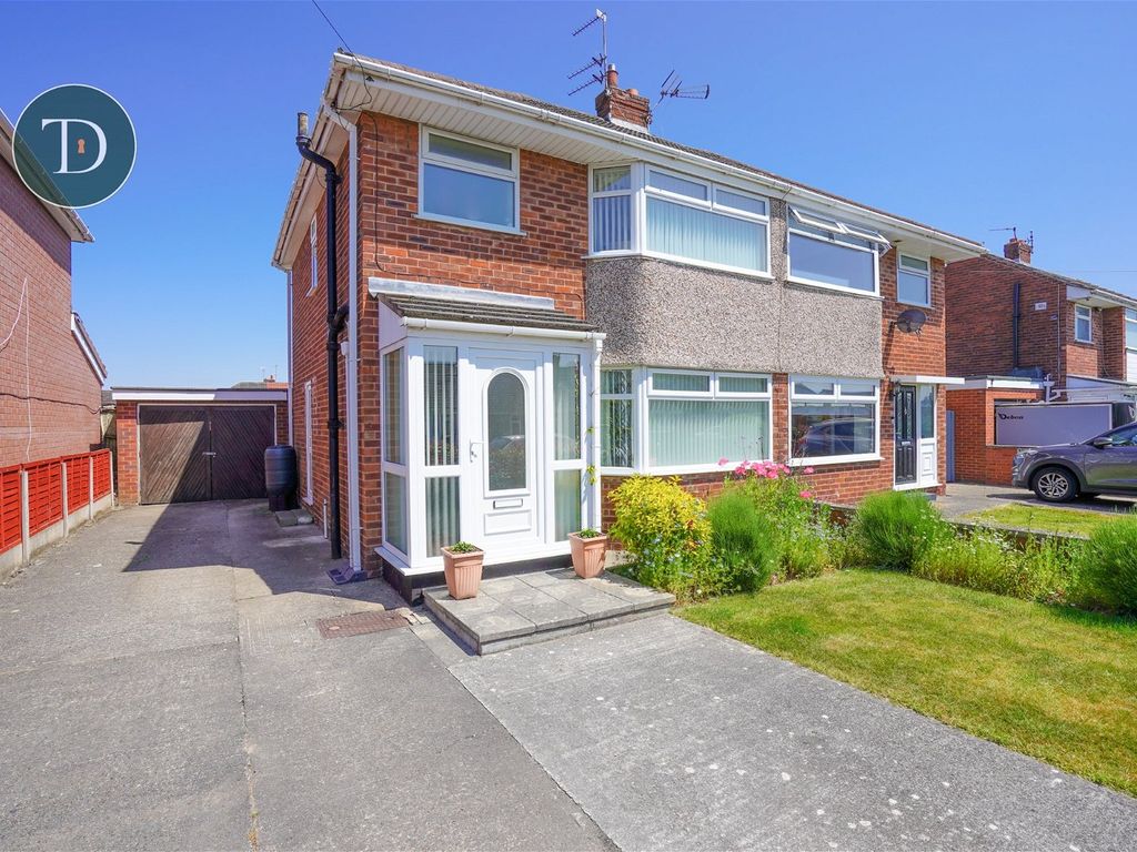 3 bed semidetached house for sale in Weaver Road, Whitby, Ellesmere