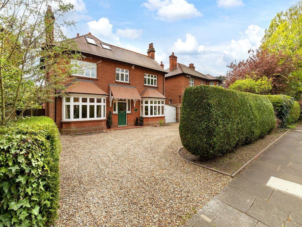 5 bed detached house for sale in Hills Avenue, Cambridge