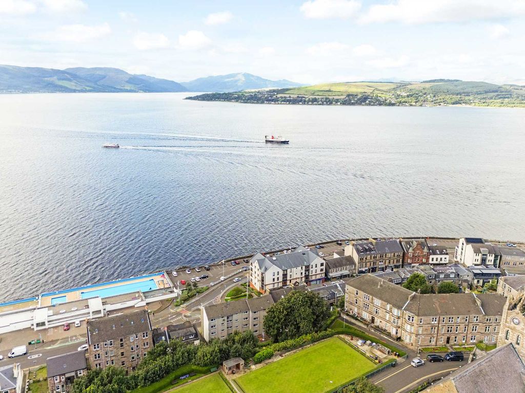 2 bed flat for sale in Kempock Street, Gourock PA19, £85,000 Zoopla