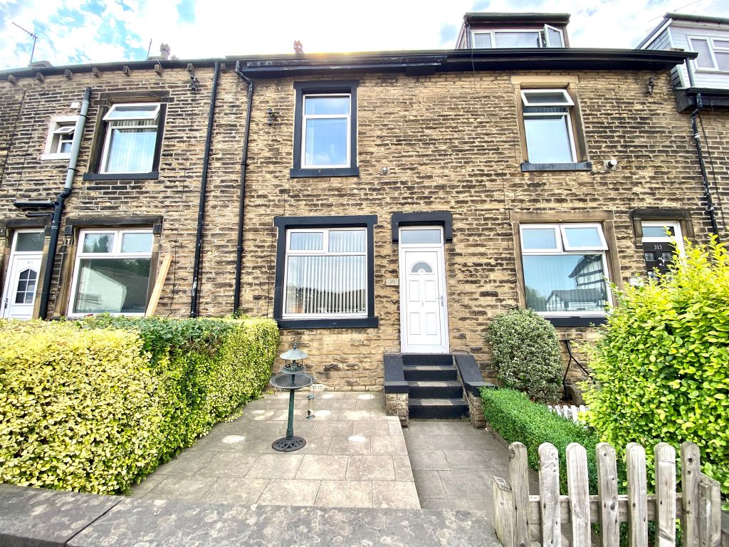 2 bed terraced house for sale in Bradford Road, Keighley BD21 Zoopla