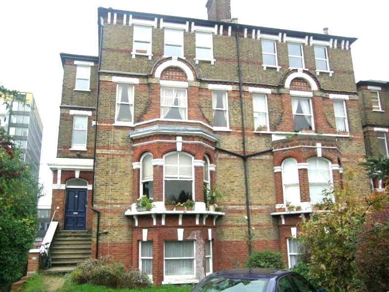 3 bed flat to rent in Mattock Lane, Ealing W5, £2,800 pcm Zoopla