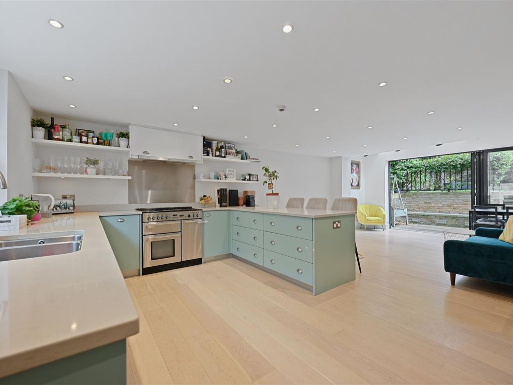 Cambridge Grove, London W6  