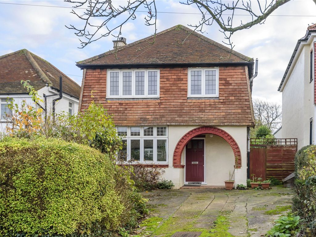 4 bed detached house for sale in Park Road, High Herts EN5 Zoopla