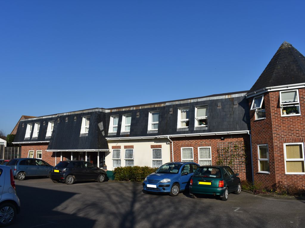 1 bed flat for sale in Bath Road, Sturminster Newton DT10 Zoopla