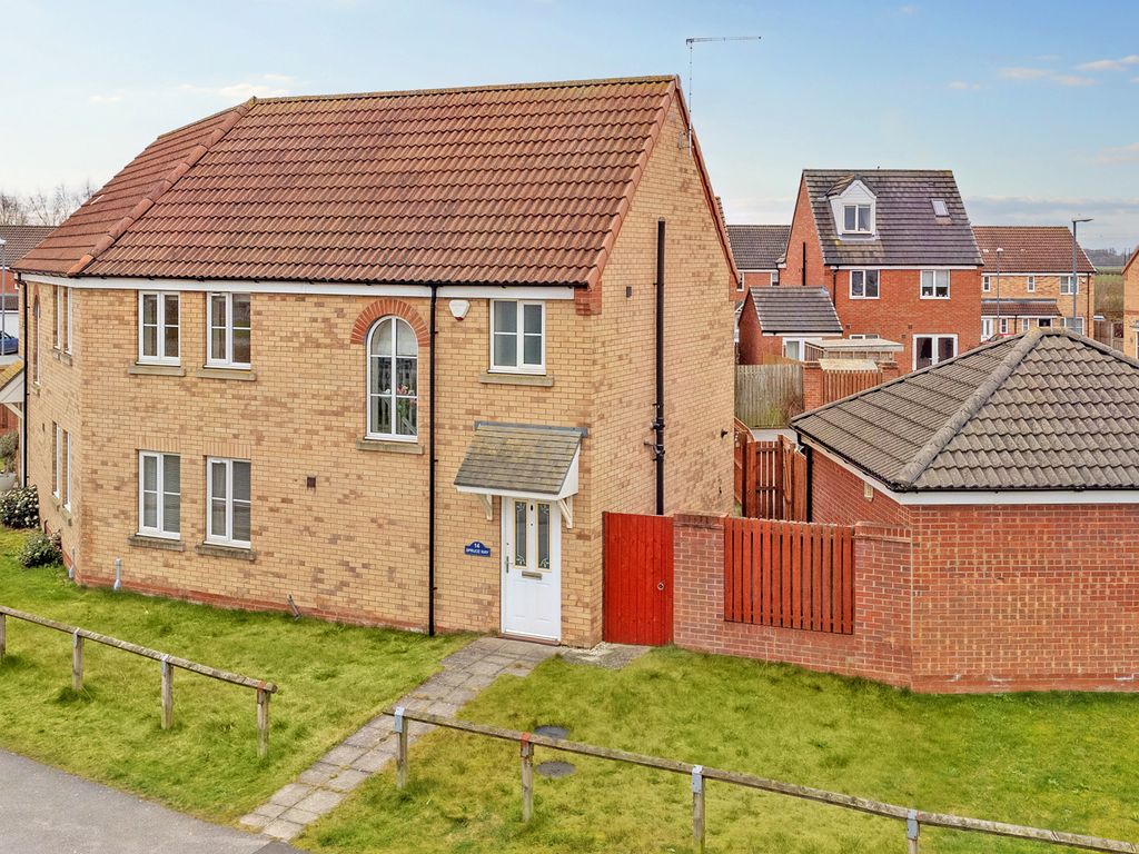 3 bed semidetached house for sale in Spruce Way, Selby YO8 Zoopla
